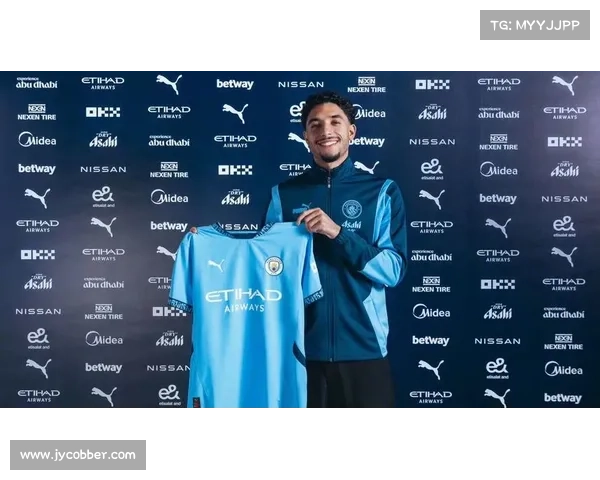 曼城7号的荣耀传承与团队足球精神的力量探索